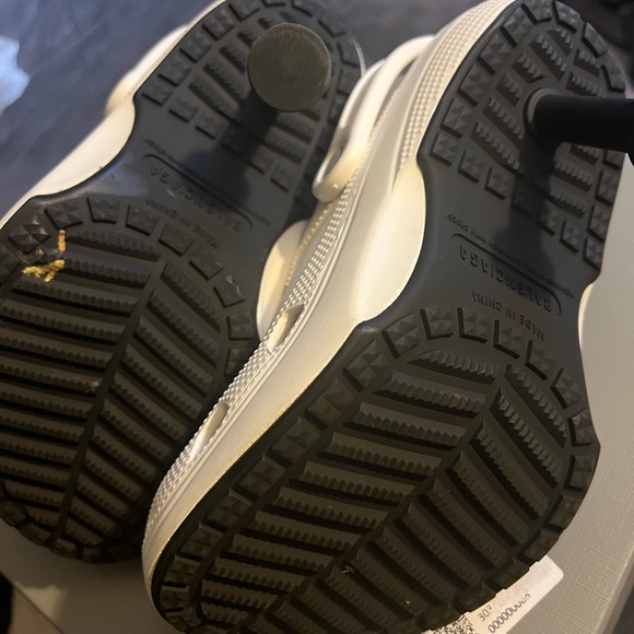Balenciaga white crocks size 37 - Picture 4 of 7